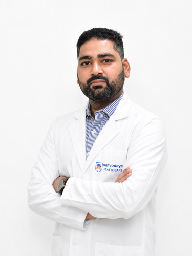 Dr. Mohnish Tripathi | Emergency & Trauma | Sarvodaya Hospital